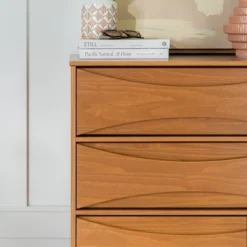 Mid-Century Modern Contoured 5 Drawer Chest Of Drawers - Saracina Home -Saracina Home GUEST 52450d7c 149b 4658 bbc3 0638d4783538